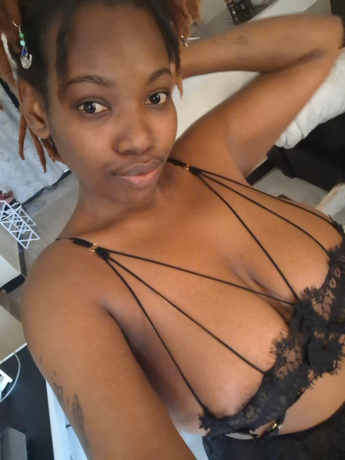Cocoa_bliss Live Image