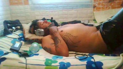 KING_IZAK Live Image