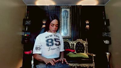 Nashla_21 Live Image