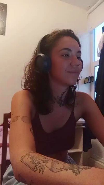 Pink_Trinity Live Image