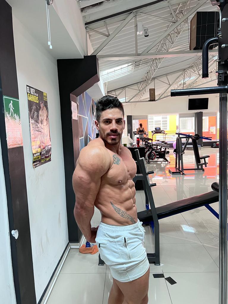 Rocky_fit