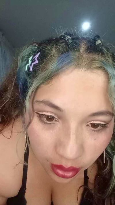 SalomeHotty Live Image
