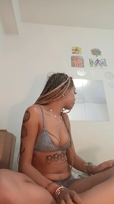 elleblue_sexy