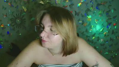 lovely_big_tits Live Image