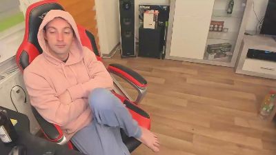 tonibiteen21 Live Image