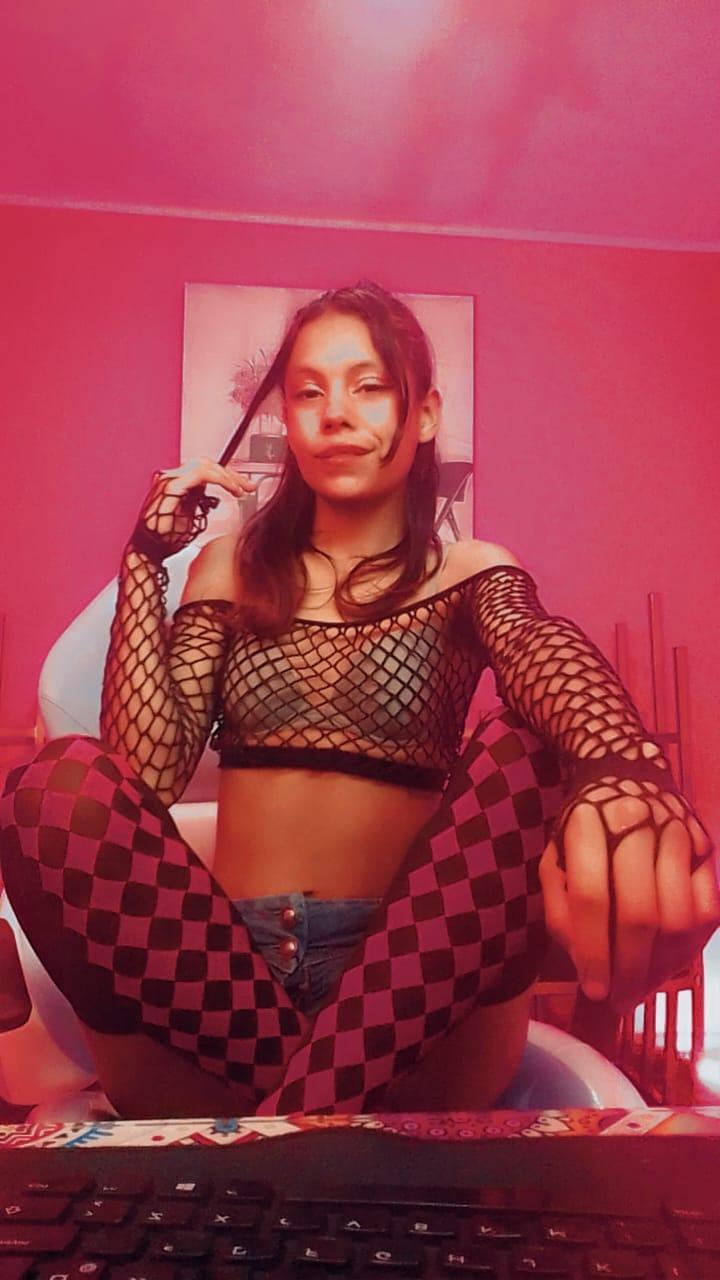 victoria_salas