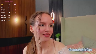 AnnisHarber live from France