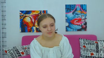 ArinaBelle live from United Kingdom