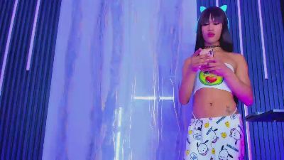 Baby_Zoe_Ts live from Colombia