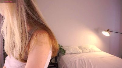 BethanyLeaper live from France