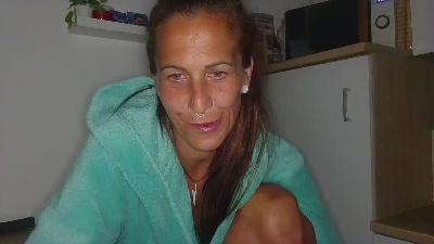Bosslady1984 live from Austria