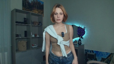 BronwynDarke live from Spain