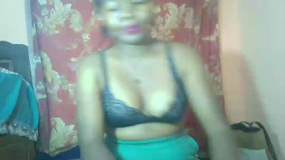 CANDYROSE3 live from Madagascar