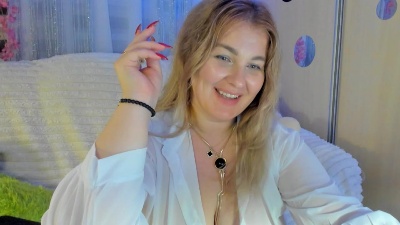 CorrySwon live from United States