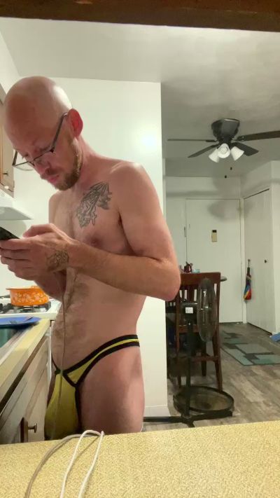 DickTaterish live from United States
