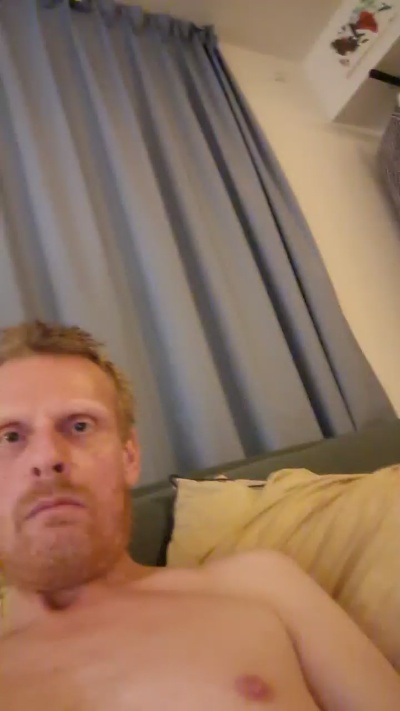 Dkfreecamguy1 live from Denmark