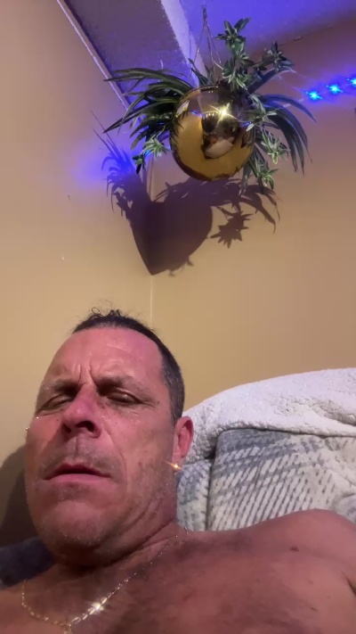 Dombiker4ladies live from Canada