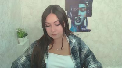 EmiStern_ live from United States