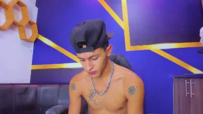 GUSTAVOHOTSEX live from Colombia