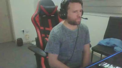 Giingz22 live from Chile