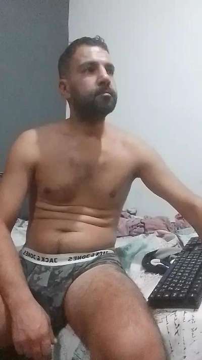 Hardfoyler live from United Kingdom