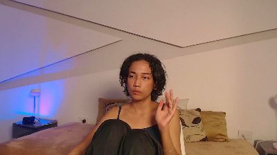 Hotlittlekitty1 live from Colombia