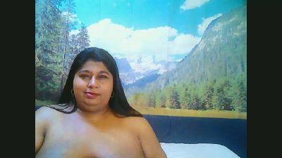 Indianhon3y live from South Africa