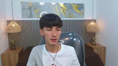 Jake_Evans live from United States