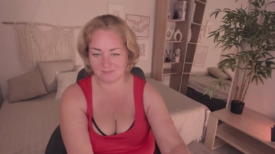 JenniferLight live from Estonia