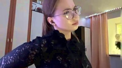 KirstinSeth live from France
