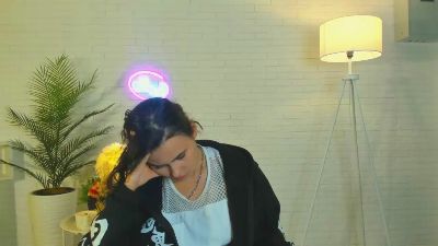 MyrleLager live from United States