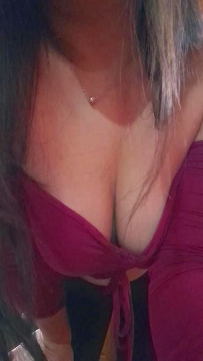 Nella_25 live from Argentina