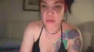 RavenRayyy live from United States