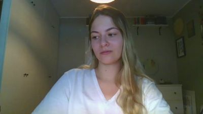 Rosie_June live from Germany