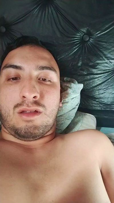 Sander_94 live from Argentina
