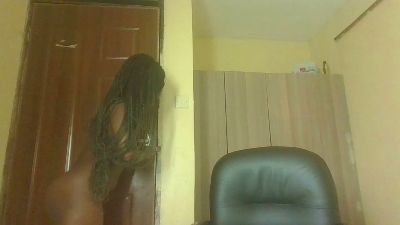 Sexyqueenivy live from Kenya