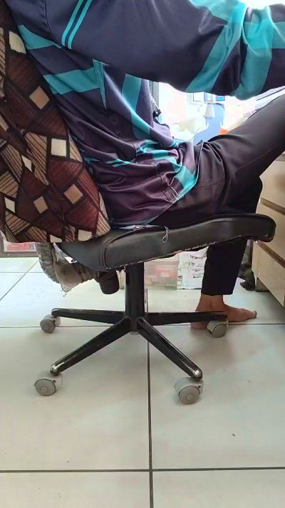 Tombaby7 live from India