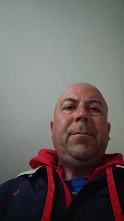 TonyElisia1976 live from United States