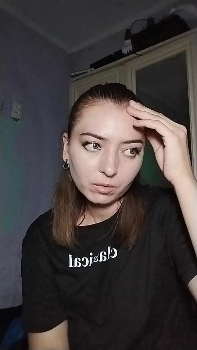 VikaKsy live from Ukraine