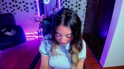 Ximena_cherry live from United States