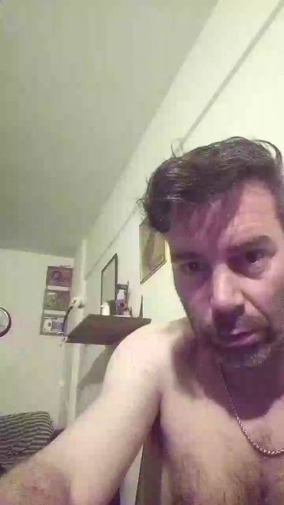 adrianmarpla live from Argentina