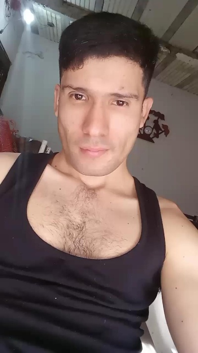 alanN28 live from Argentina