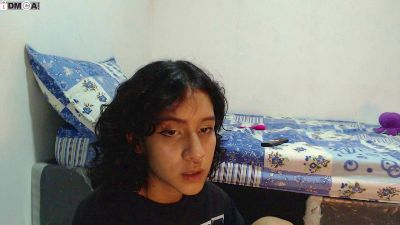 alinawoolf live from Colombia