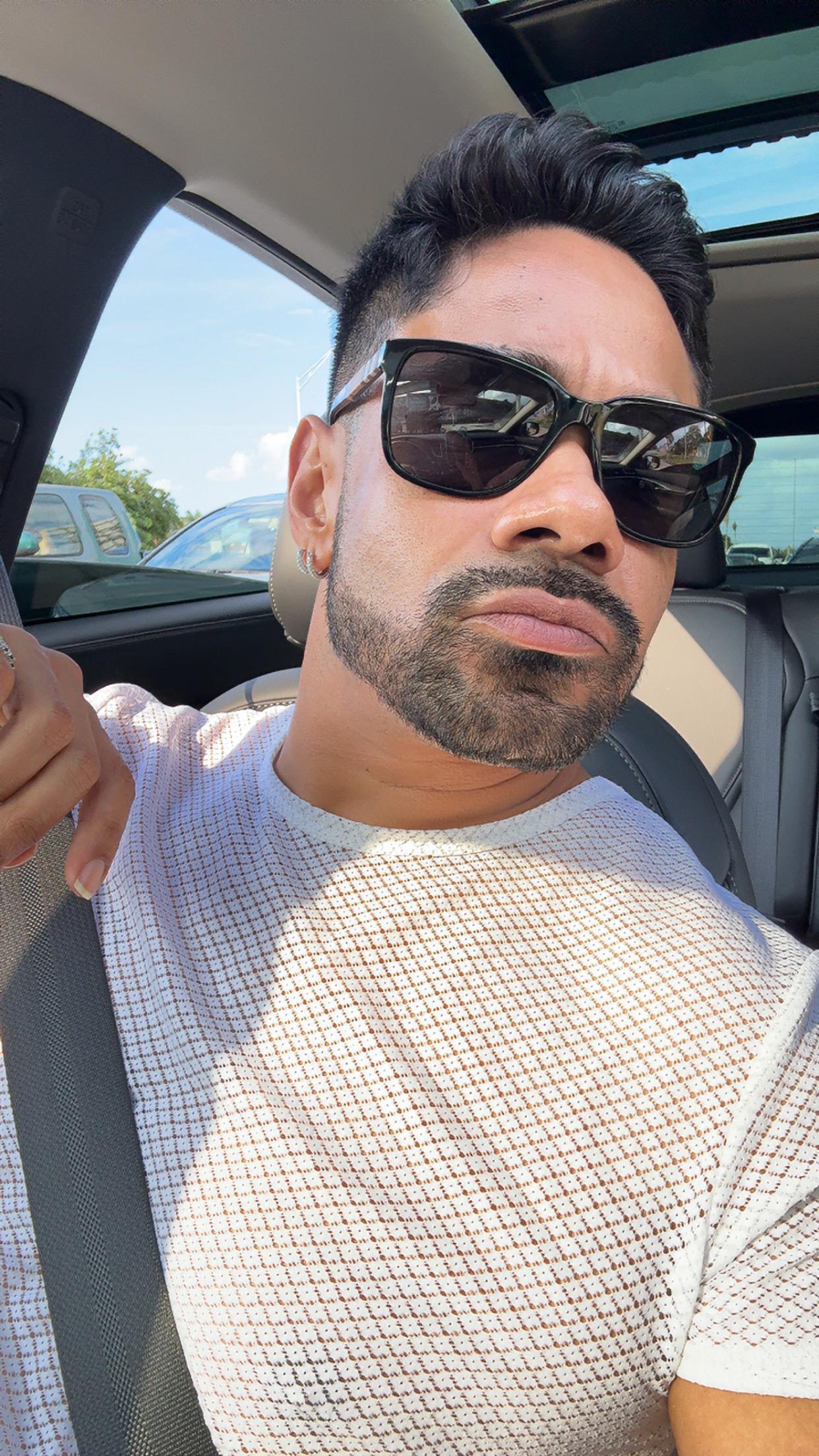 boytoy188 live from United States