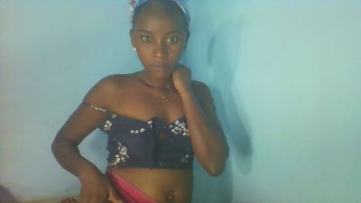 canie_sexy live from Madagascar