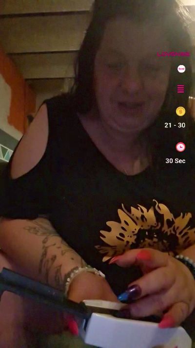 chattehumide2 live from Belgium