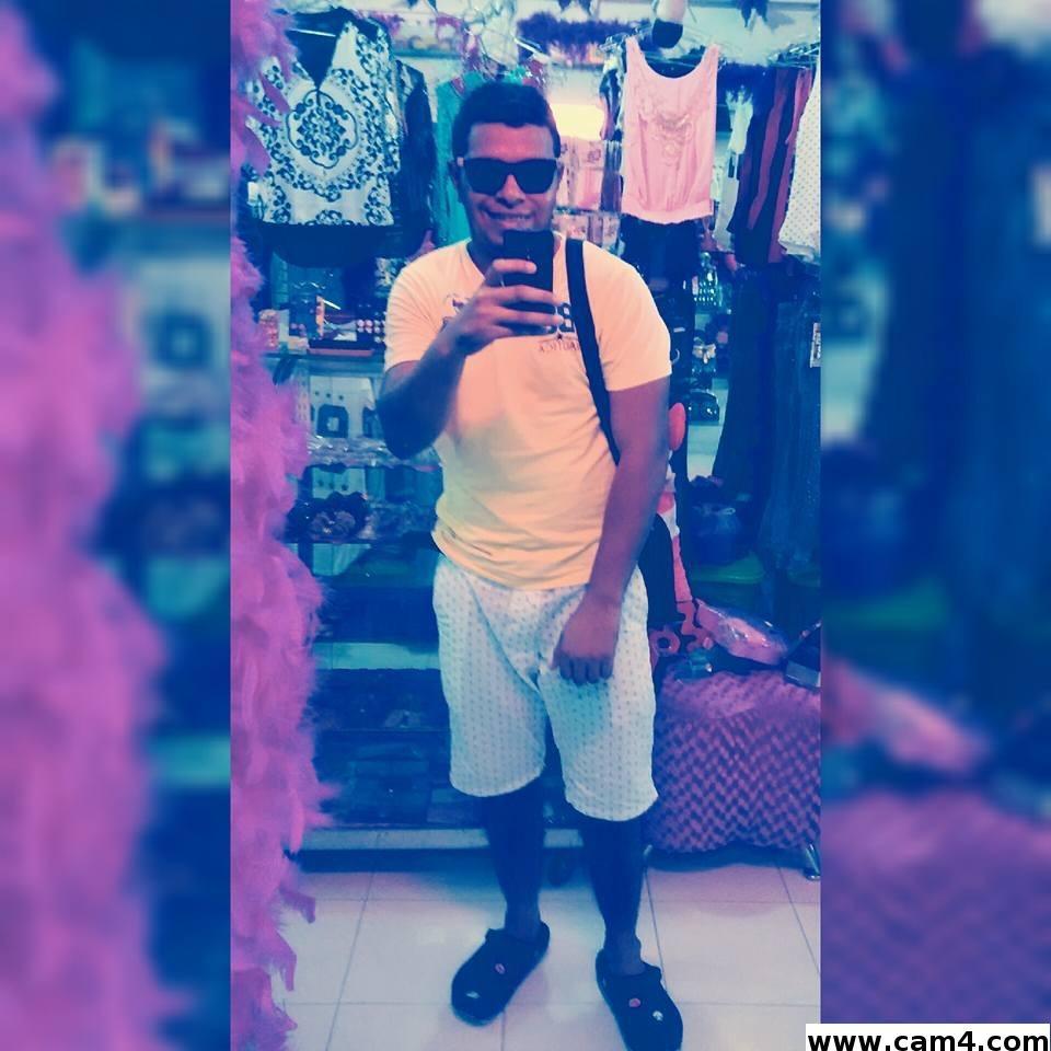 cristian2722 live from Colombia