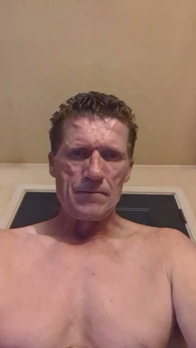 davedonny785 live from United States