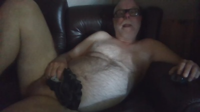 henrikhot46 live from Sweden