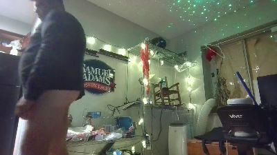 larasfun live from United States